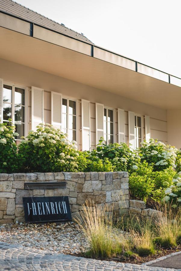도이치크레우츠 Weingut Silvia Heinrich B&B 외부 사진
